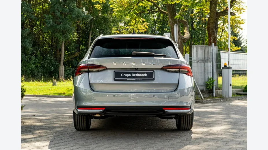 SKODA Octavia -