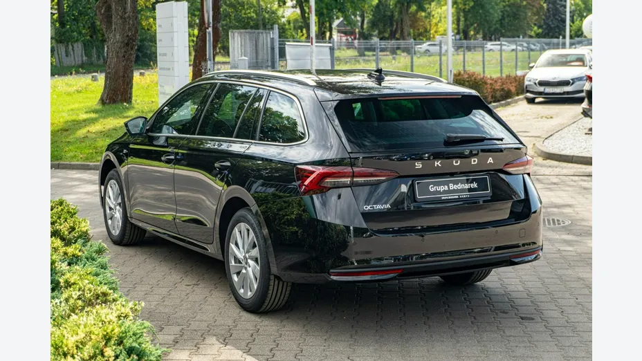 SKODA Octavia -