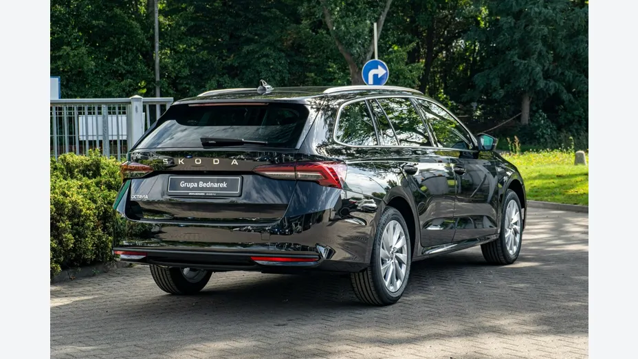 SKODA Octavia -