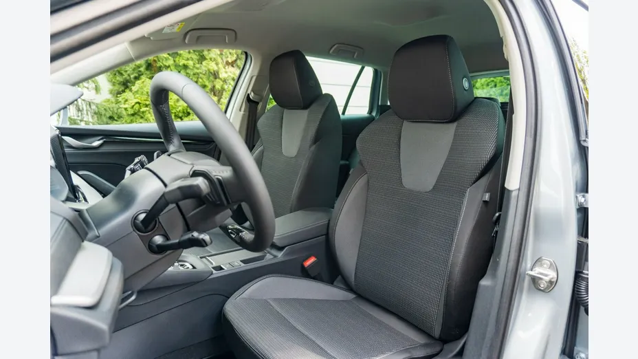 SKODA Octavia -