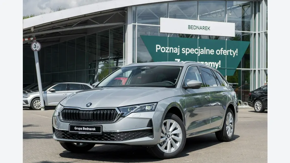 SKODA Octavia -