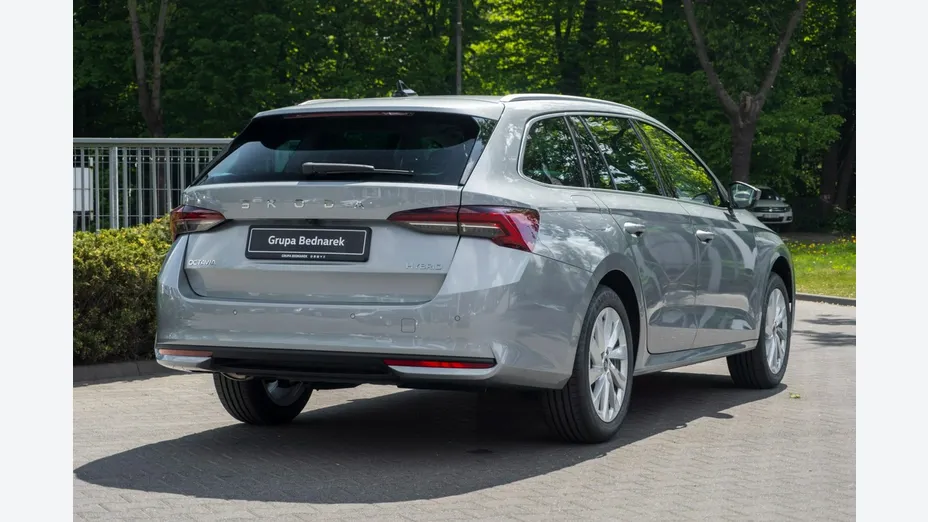 SKODA Octavia -