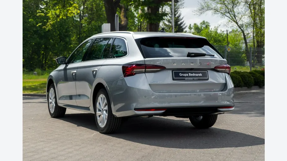 SKODA Octavia -