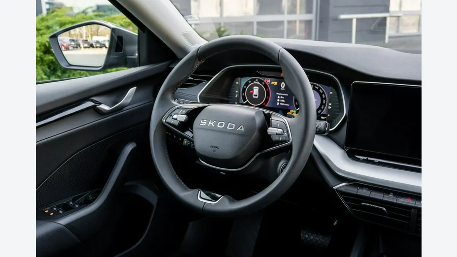 SKODA Octavia -