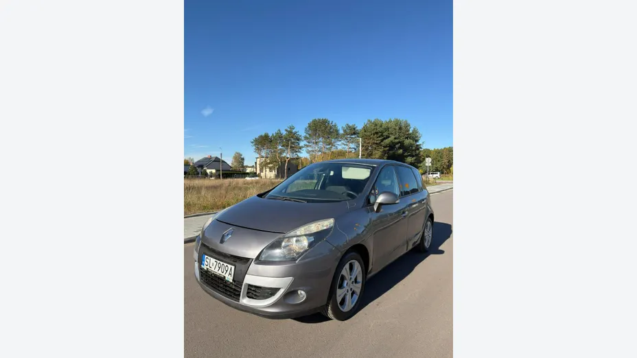 RENAULT Scenic -