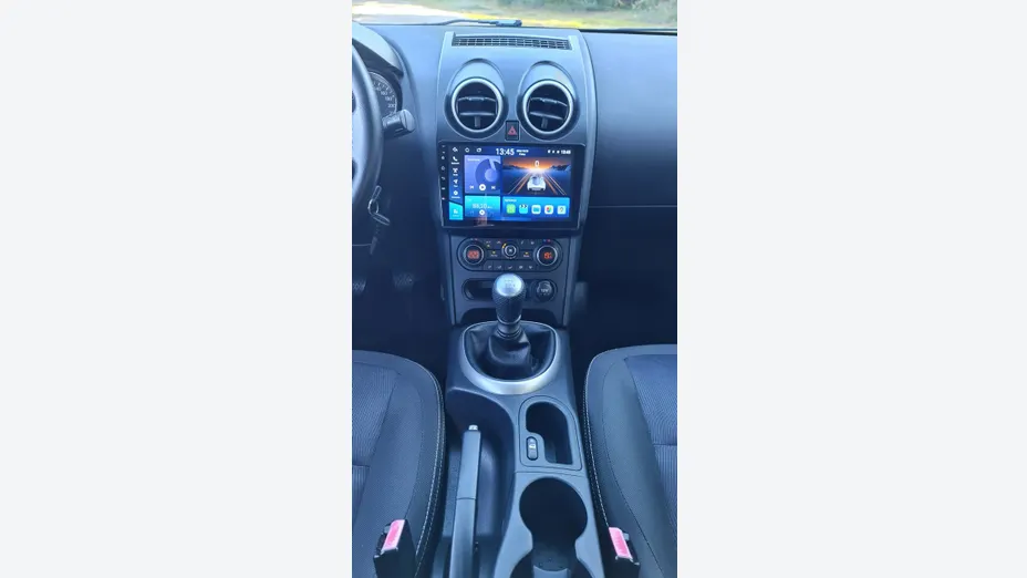 NISSAN Qashqai -
