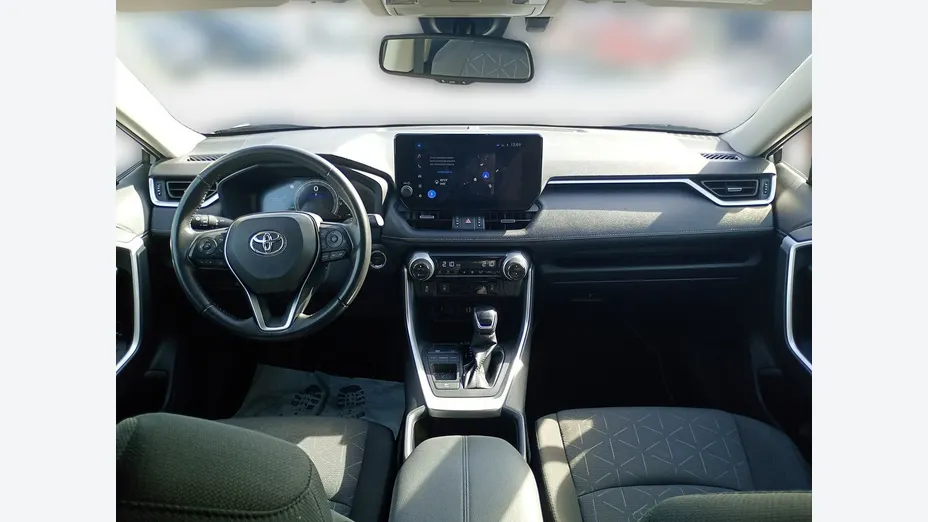 TOYOTA RAV4 -