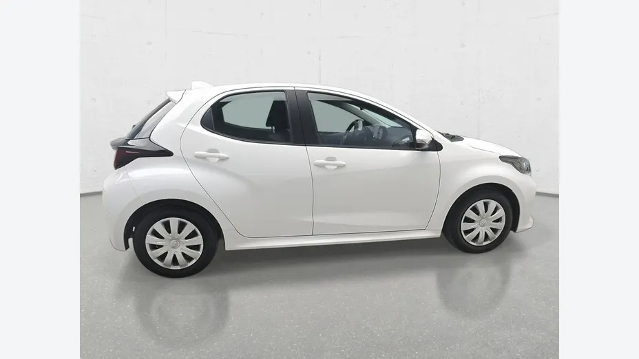 TOYOTA Yaris -
