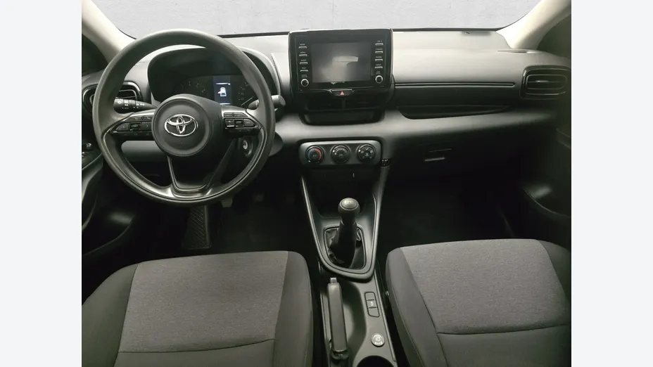 TOYOTA Yaris -