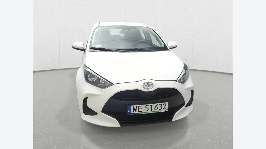 TOYOTA Yaris -