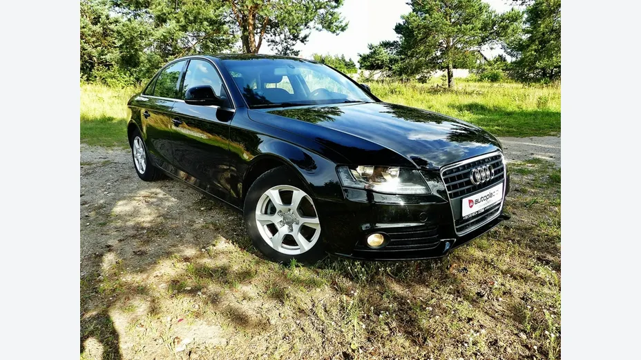 AUDI A4 -