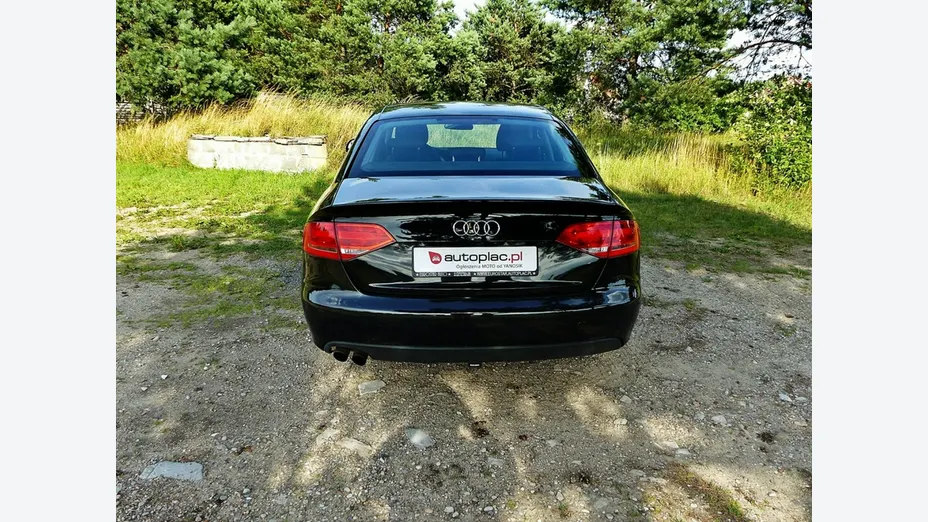 AUDI A4 -