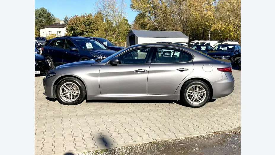 ALFA ROMEO Giulia -