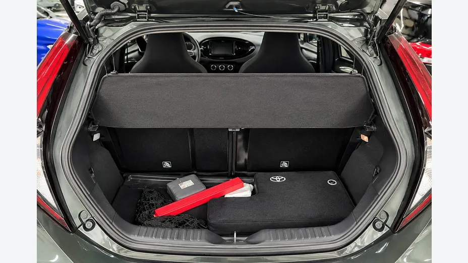 TOYOTA Aygo X -
