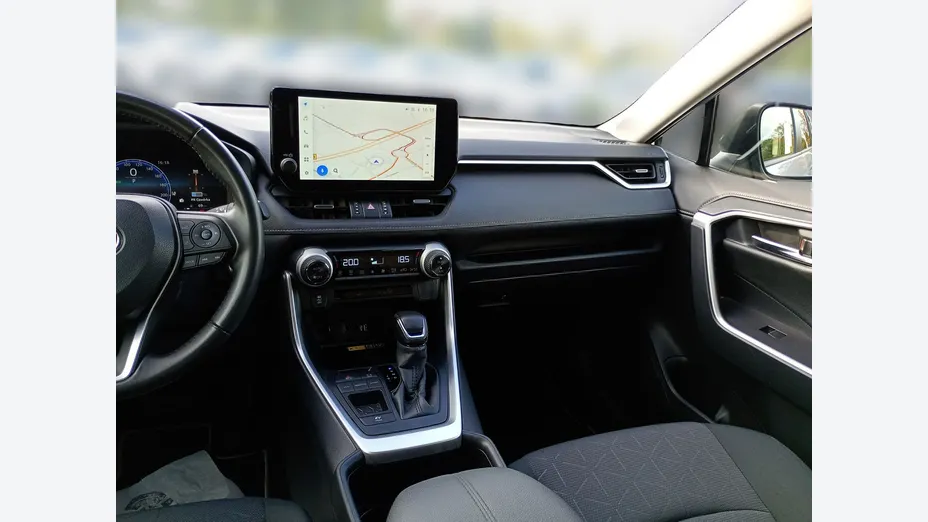 TOYOTA RAV4 -