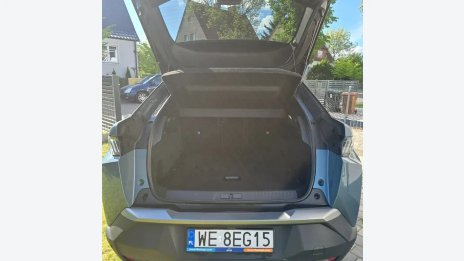 PEUGEOT 3008 -