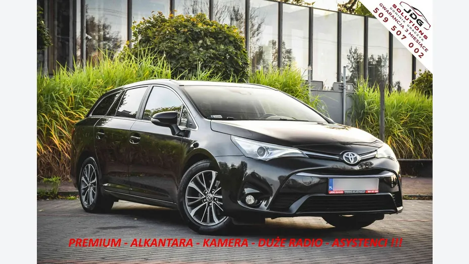 TOYOTA Avensis -