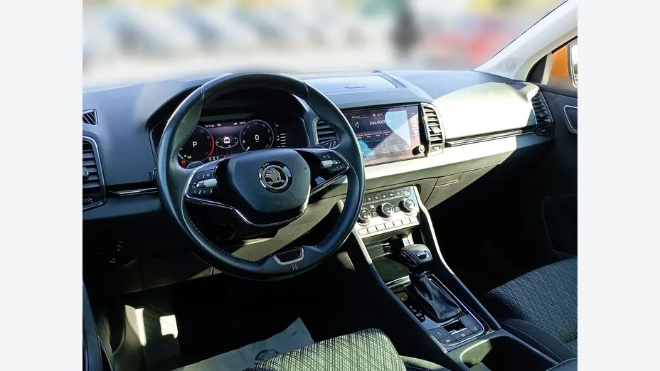 SKODA Karoq -