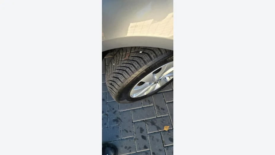 OPEL Corsa -