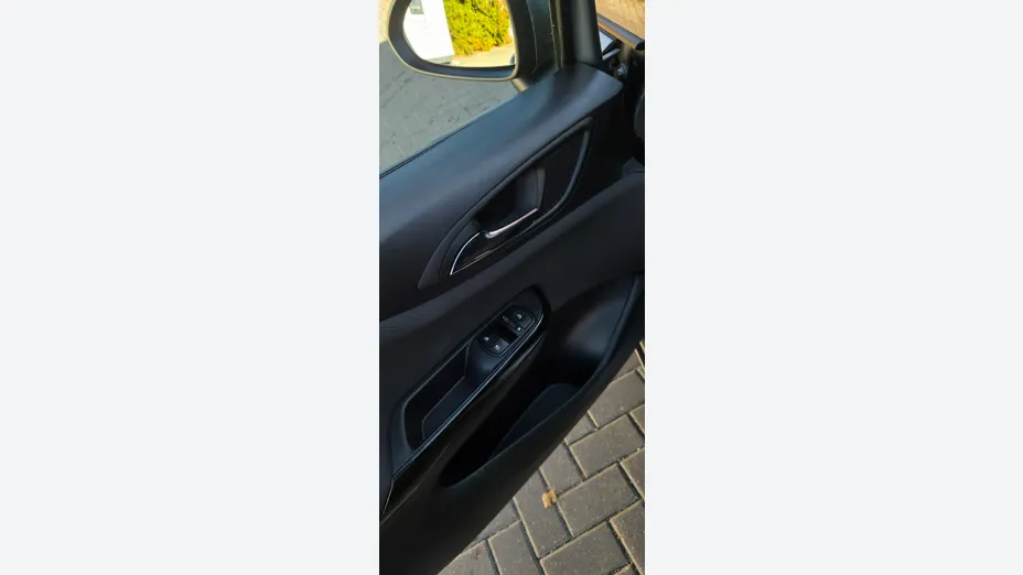 OPEL Corsa -