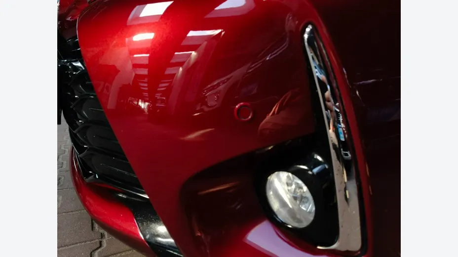 TOYOTA Yaris -