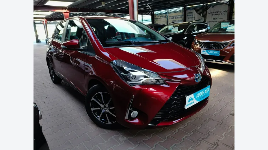 TOYOTA Yaris -