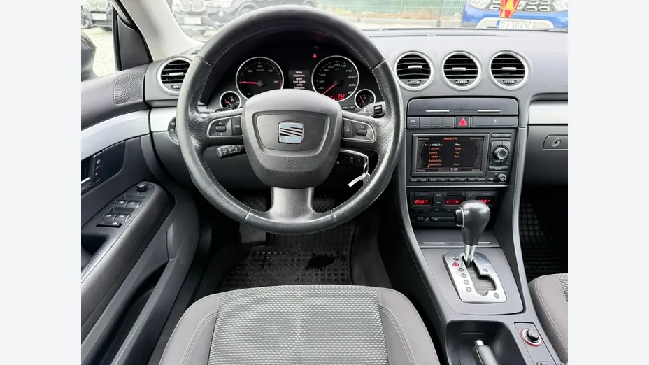 SEAT Exeo -
