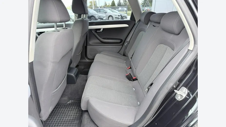 SEAT Exeo -