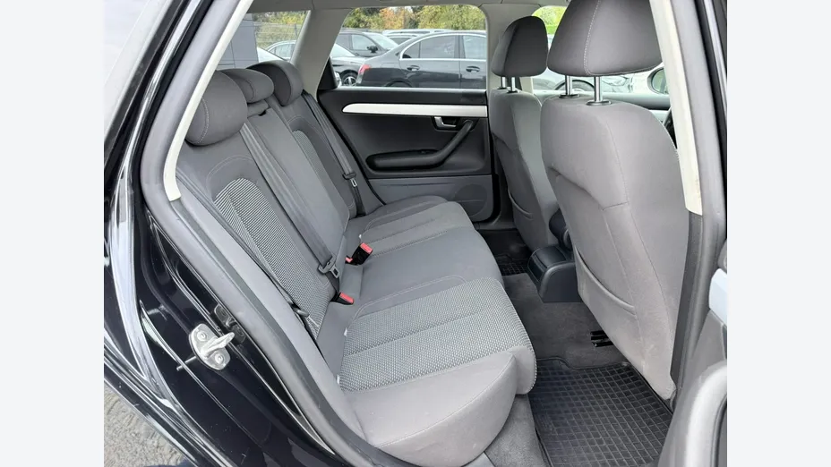 SEAT Exeo -