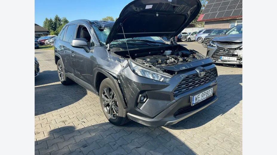 TOYOTA RAV4 -