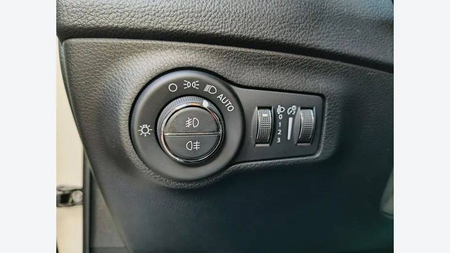 JEEP Compass -