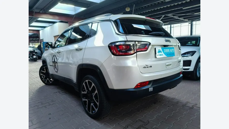 JEEP Compass -