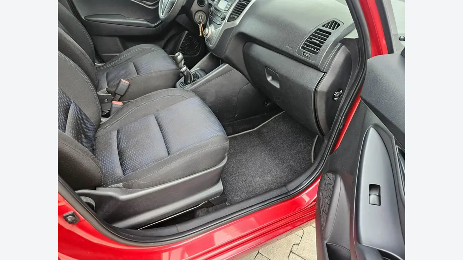 HYUNDAI ix20 -