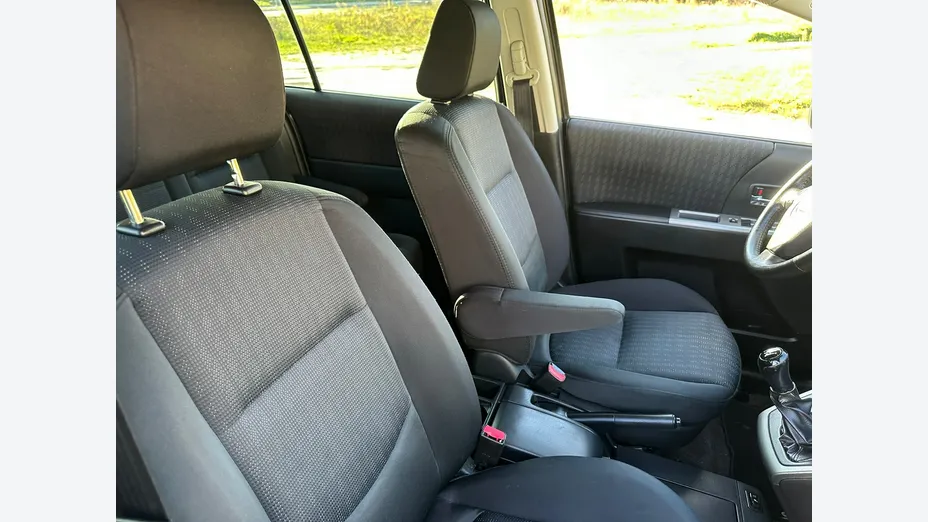 MAZDA 5 -