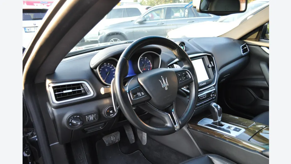 MASERATI Ghibli -