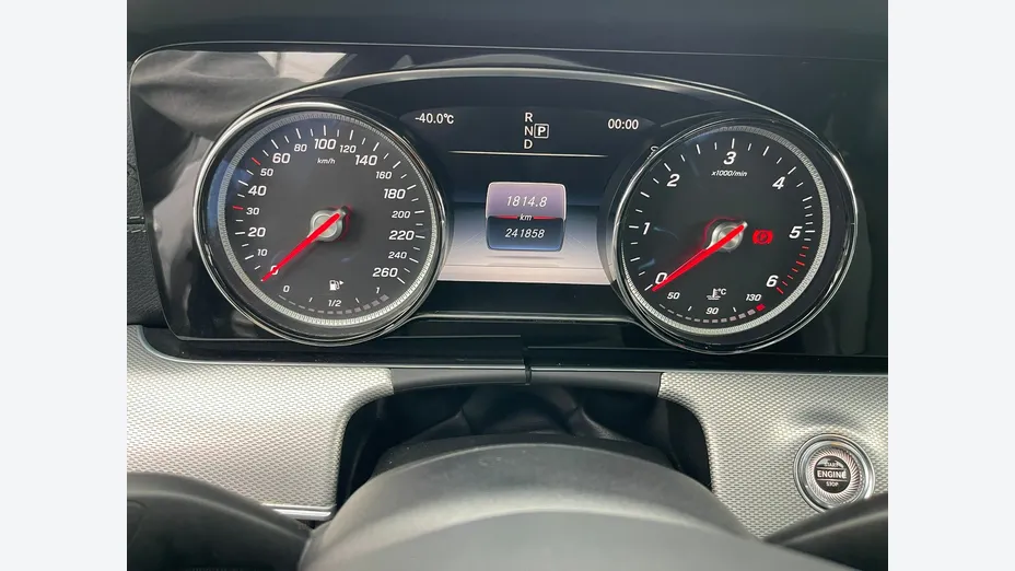 MERCEDES-BENZ E Klasa -