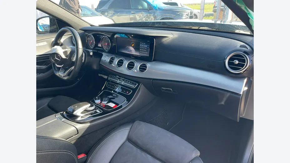 MERCEDES-BENZ E Klasa -