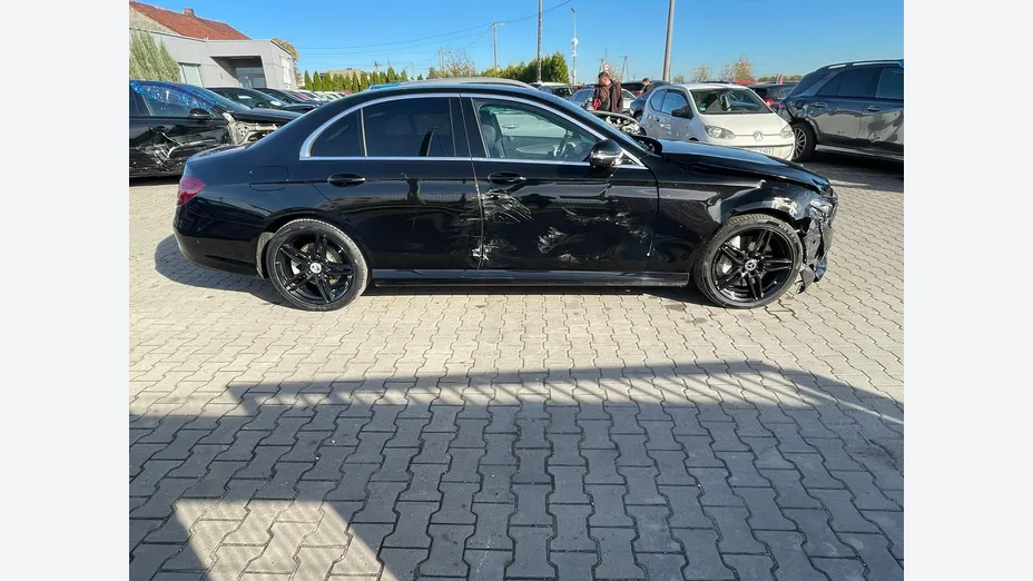 MERCEDES-BENZ E Klasa -