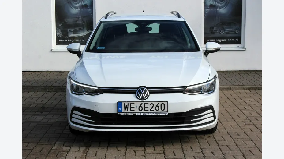 VOLKSWAGEN Golf -