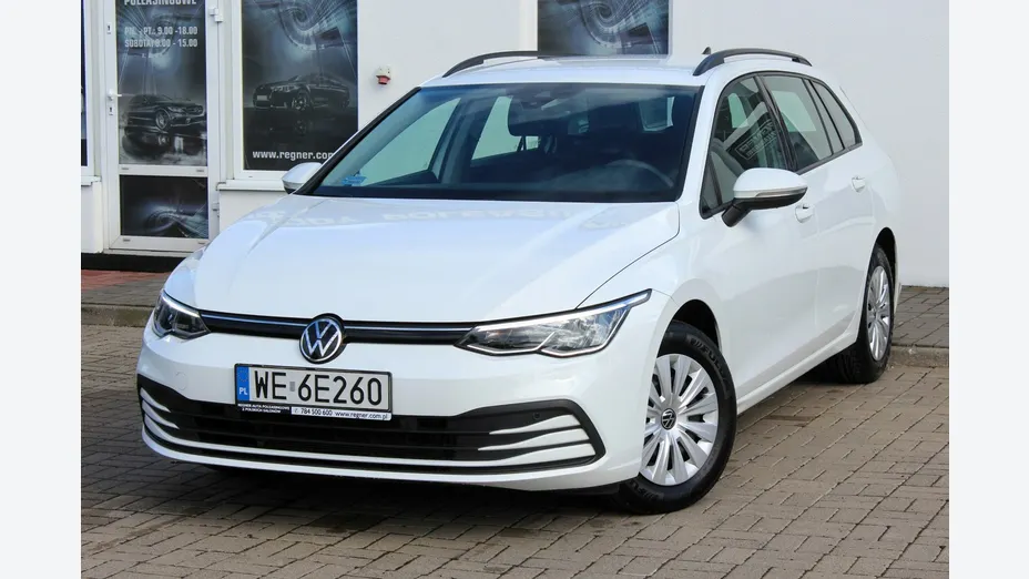 VOLKSWAGEN Golf -