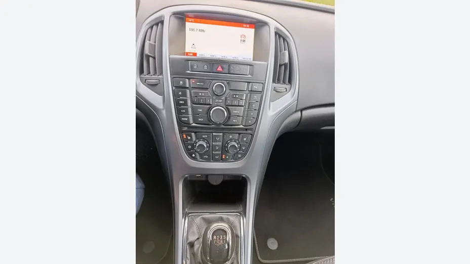 OPEL Astra -