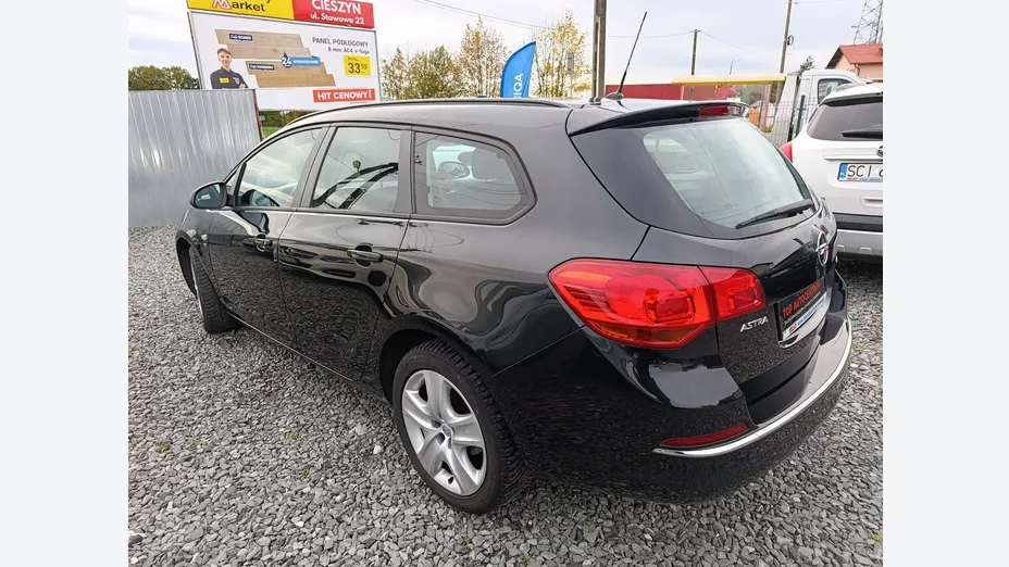 OPEL Astra -