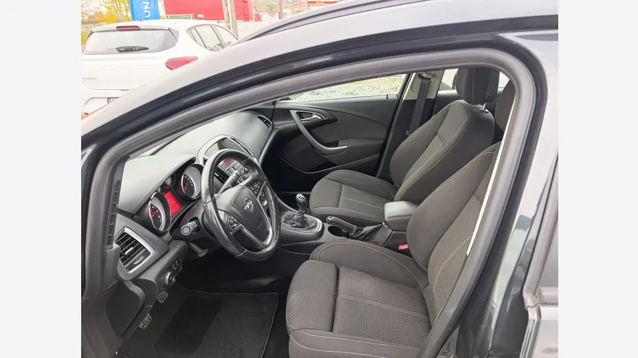 OPEL Astra -