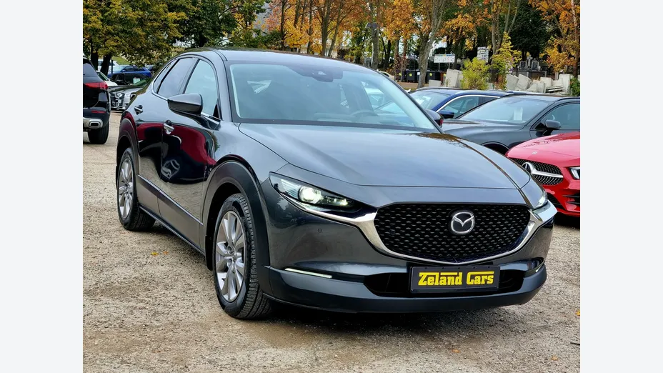 MAZDA CX-30 -