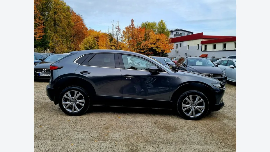 MAZDA CX-30 -