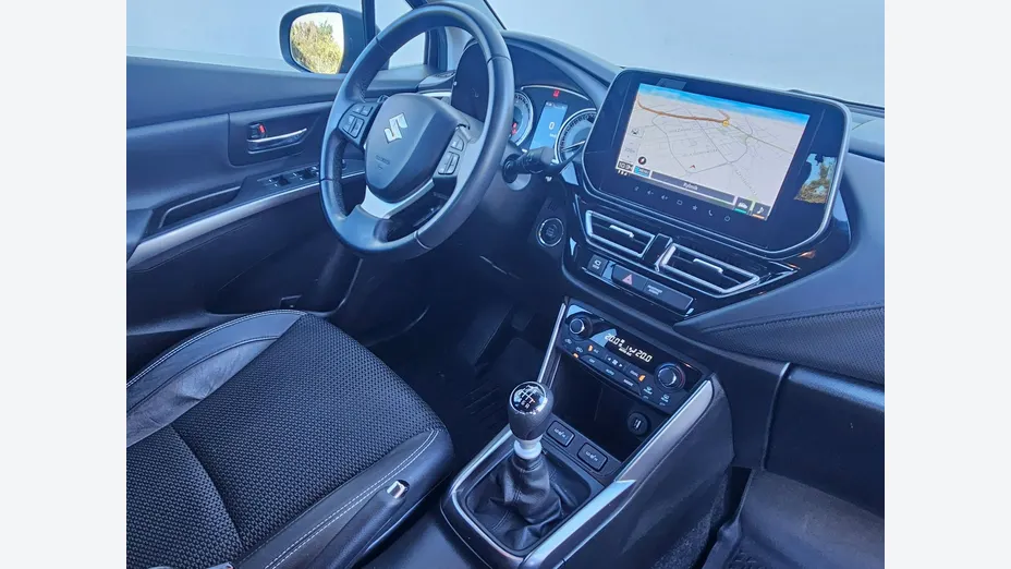 SUZUKI S-Cross -