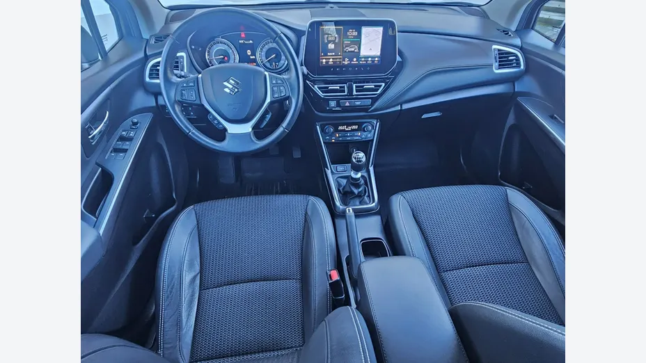 SUZUKI S-Cross -