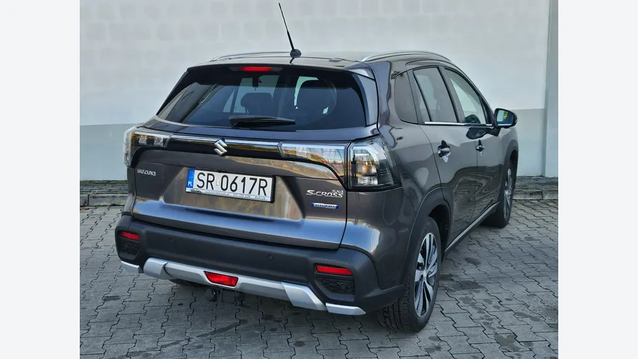 SUZUKI S-Cross -