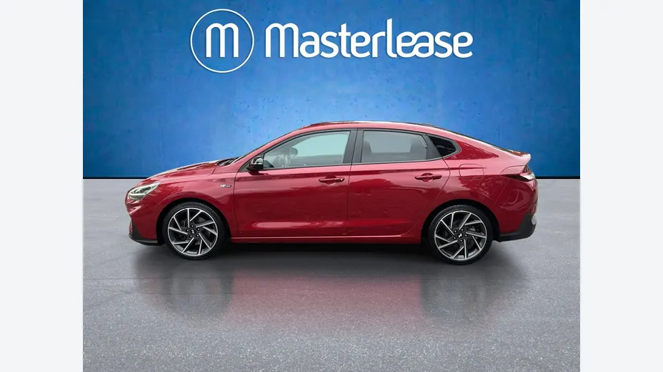 HYUNDAI i30 -