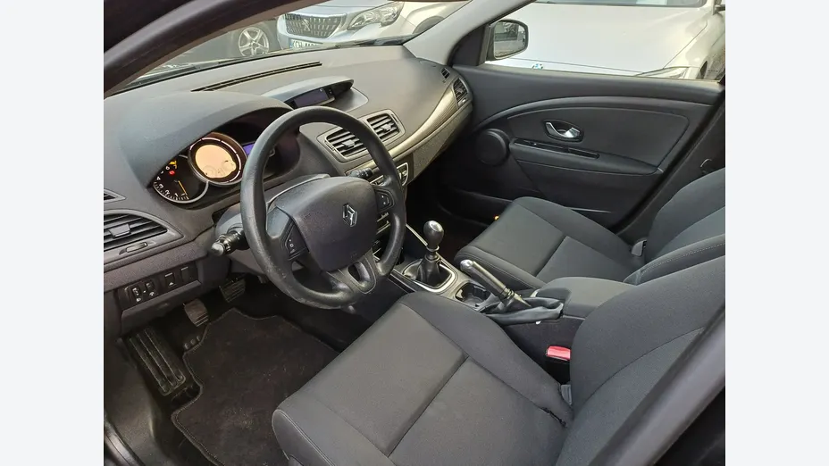 RENAULT Megane -
